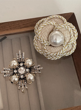 时尚中古胸针别针小众复古山茶花胸花高级感小香风胸针女