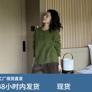 高级感橄榄绿圆领套头毛衣女宽松针织衫冬季慵懒风内搭上衣可外穿