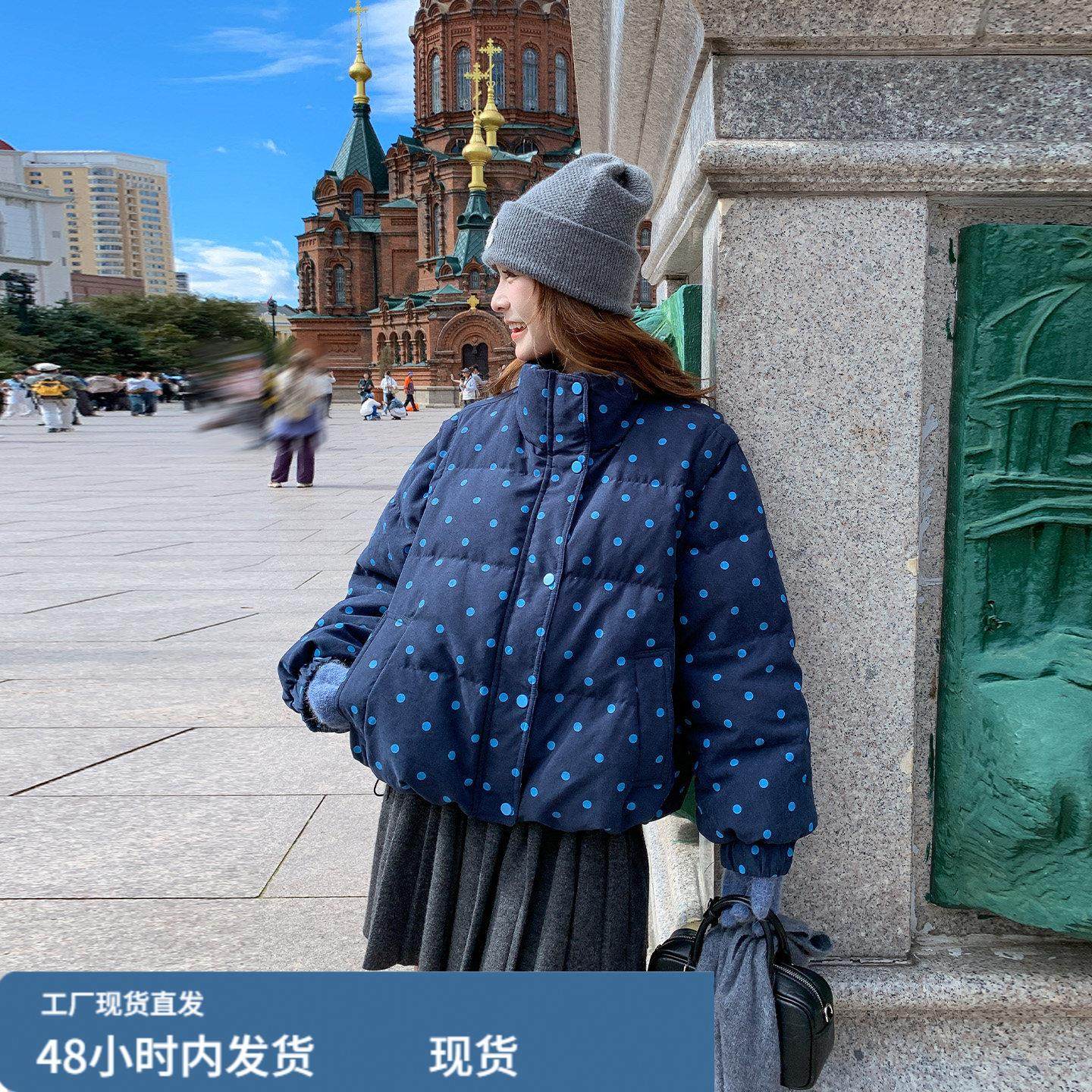 深蓝色巨好看波点羽绒服2025新款女冬围巾款保暖独特小香风厚外套