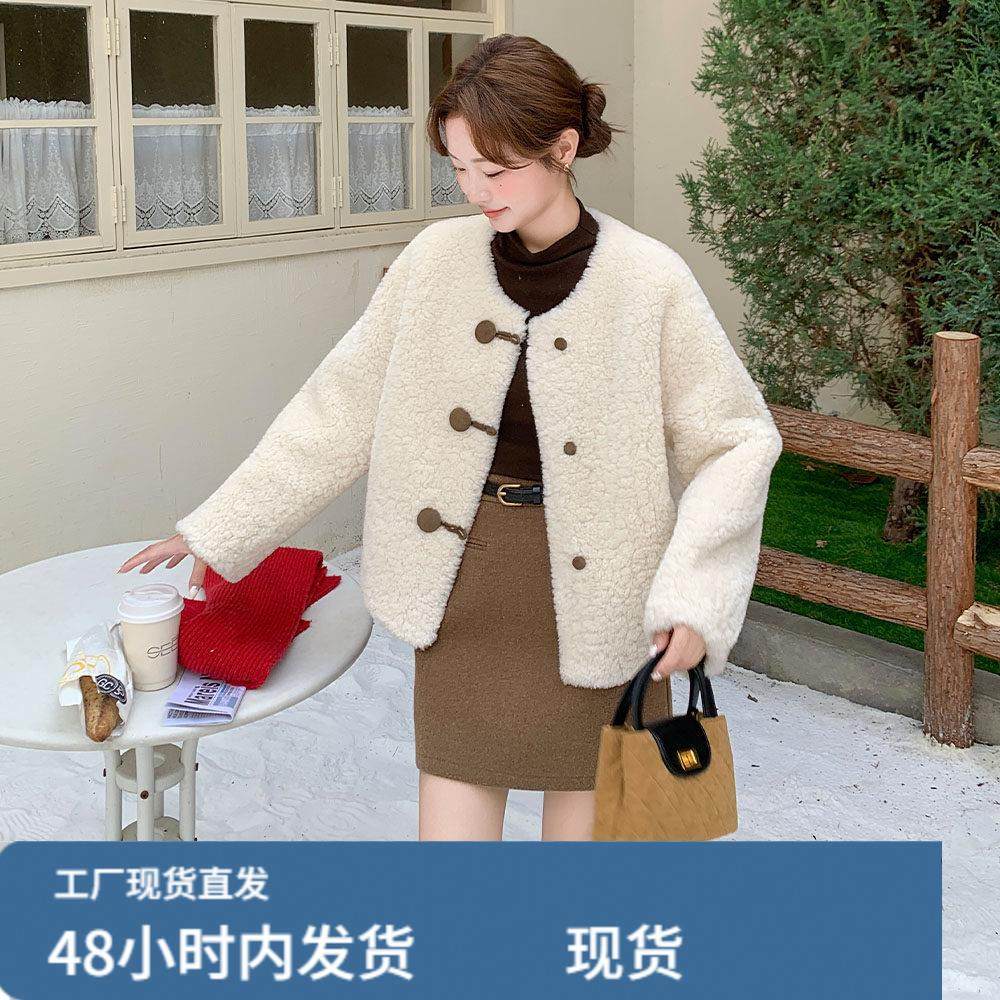 白色短款皮毛一体羊羔毛外套女秋冬超火好看高级小众加绒加厚棉服,运动/瑜伽/健身/球迷用品,广场舞套装,淘宝优惠券,粉丝福利购,淘宝优惠卷