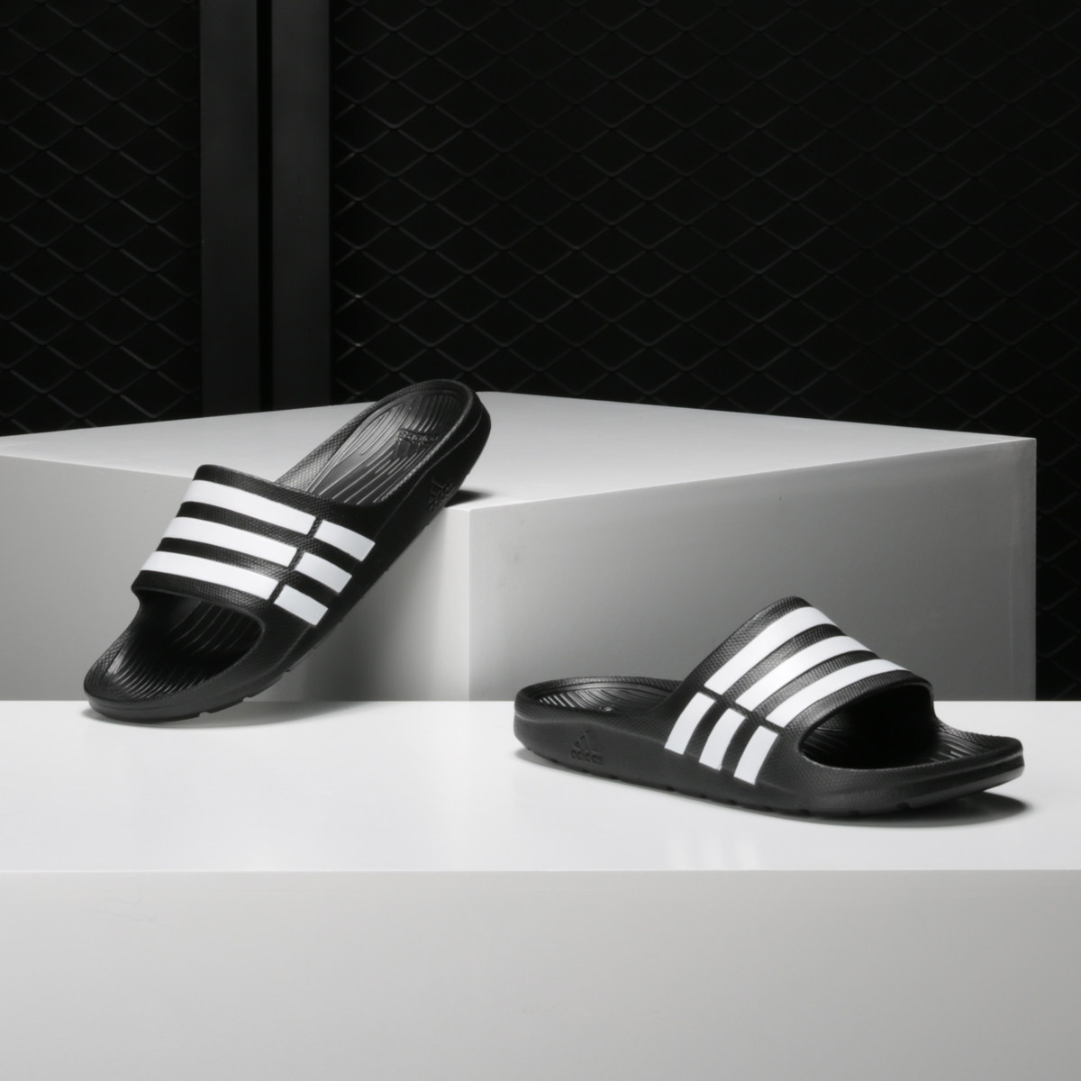 Adidas/阿迪达斯正品DURAMO SLIDE男女游泳沙滩休闲凉拖鞋 G15890