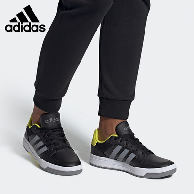 阿迪达斯男女低帮运动休闲鞋