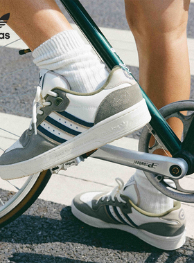 Adidas/阿迪达斯正品三叶草男女运动透气系带休闲鞋IG3849