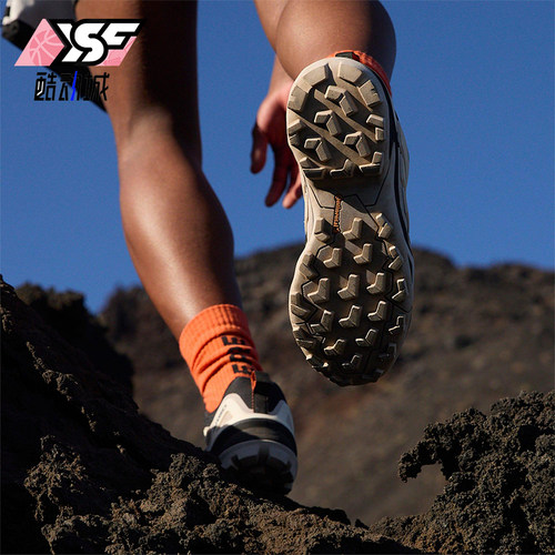 Adidas/阿迪达斯正品2025春新款女士经典缓震登山徒步鞋IH2802