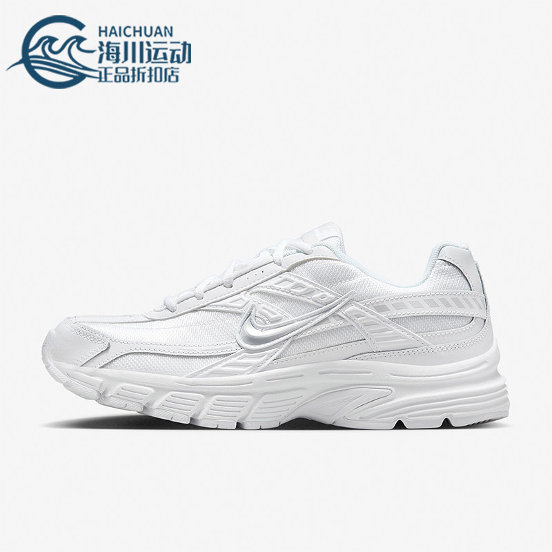 耐克女士耐磨简约休闲运动鞋