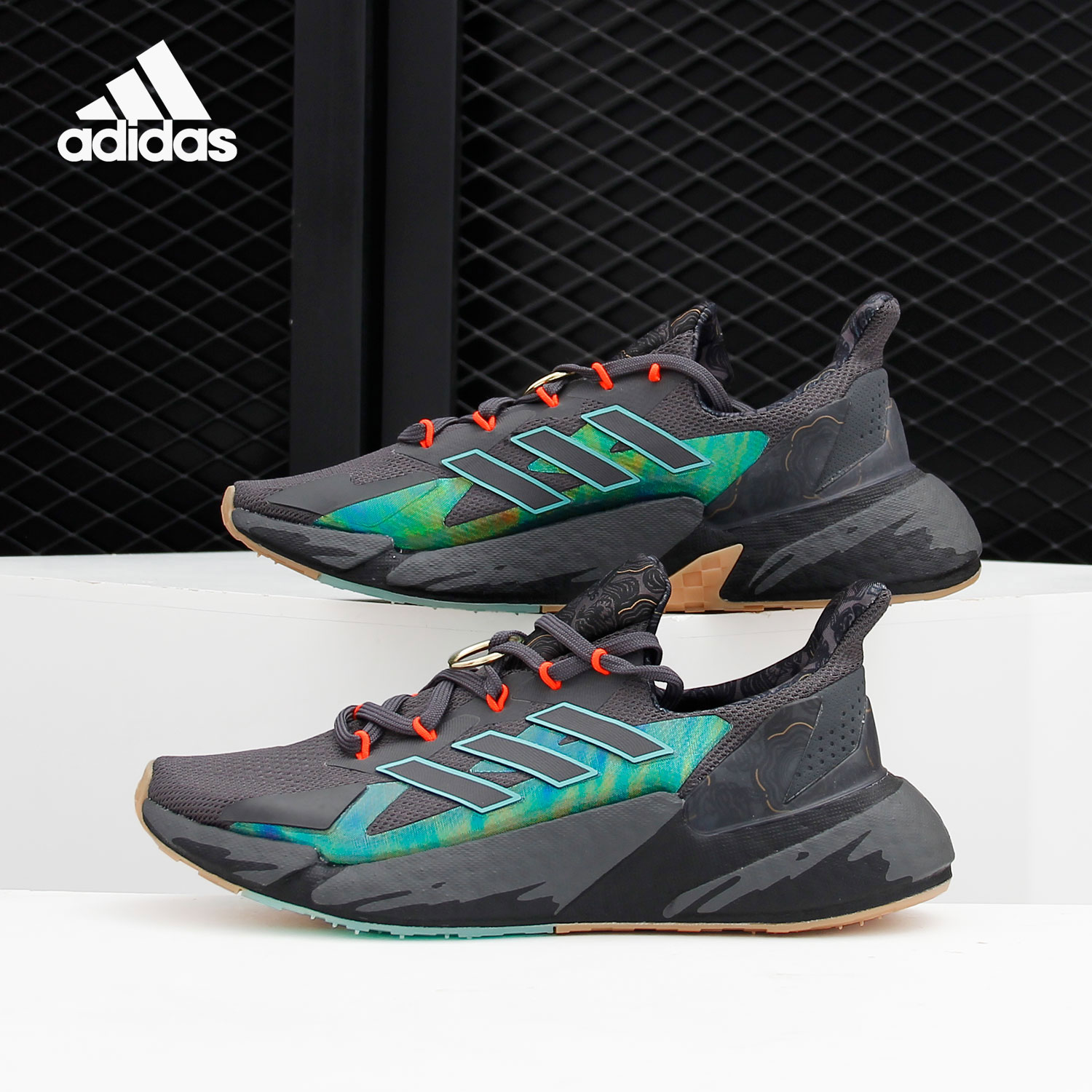 阿迪达斯正品男女缓震运动跑步鞋