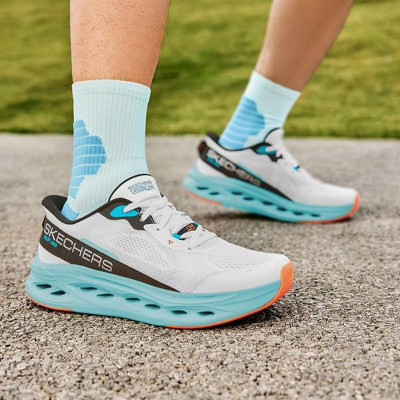 Skechers/斯凯奇正品四季款男士系带耐磨透气运动跑步鞋220421