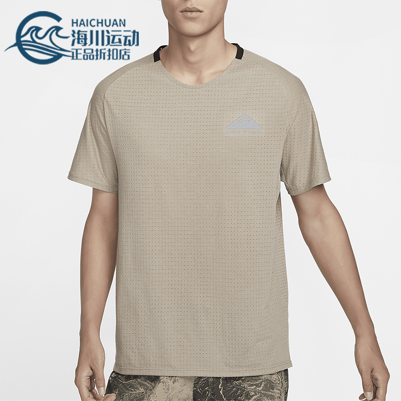 耐克男士运动透气休闲短袖