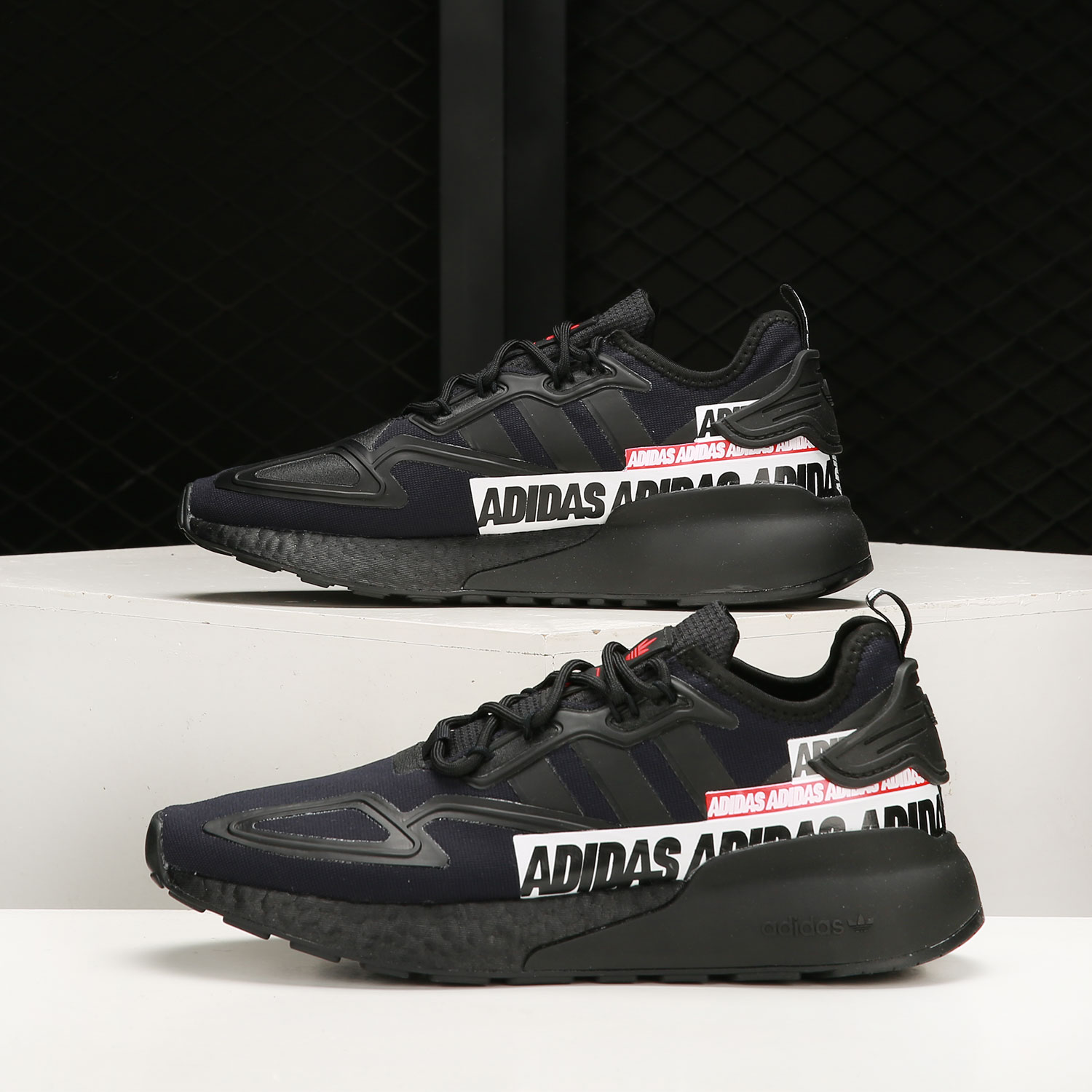 运动鞋Adidas/阿迪达斯缓震