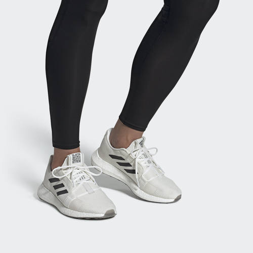 Adidas/阿迪达斯正品男子舒适耐磨透气休闲跑步运动鞋 EG0959