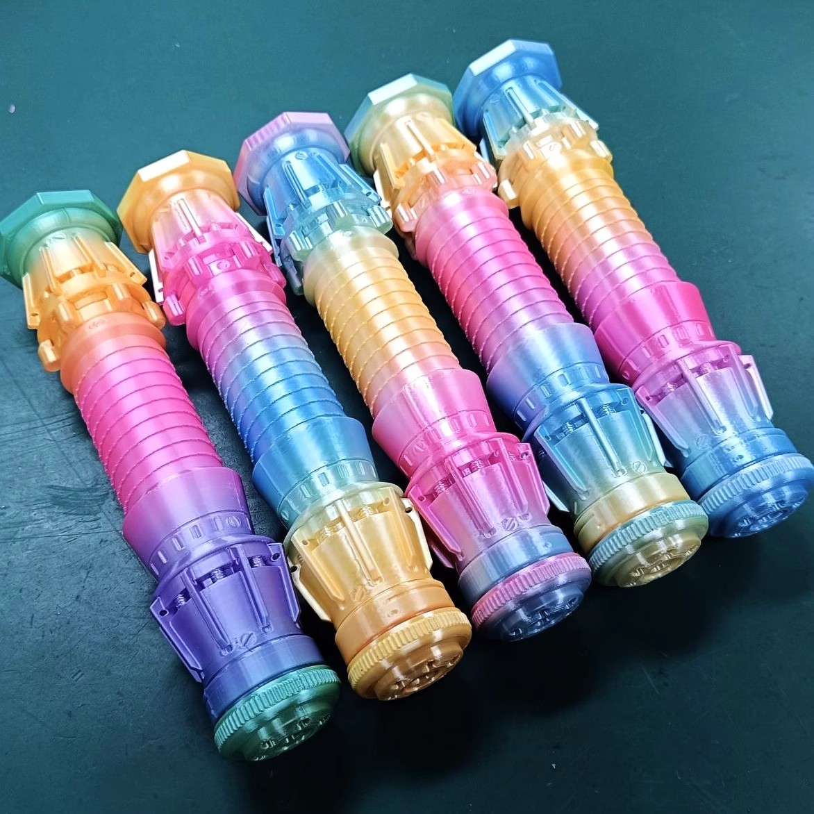 网红爆款3d打印螺旋伸缩剑