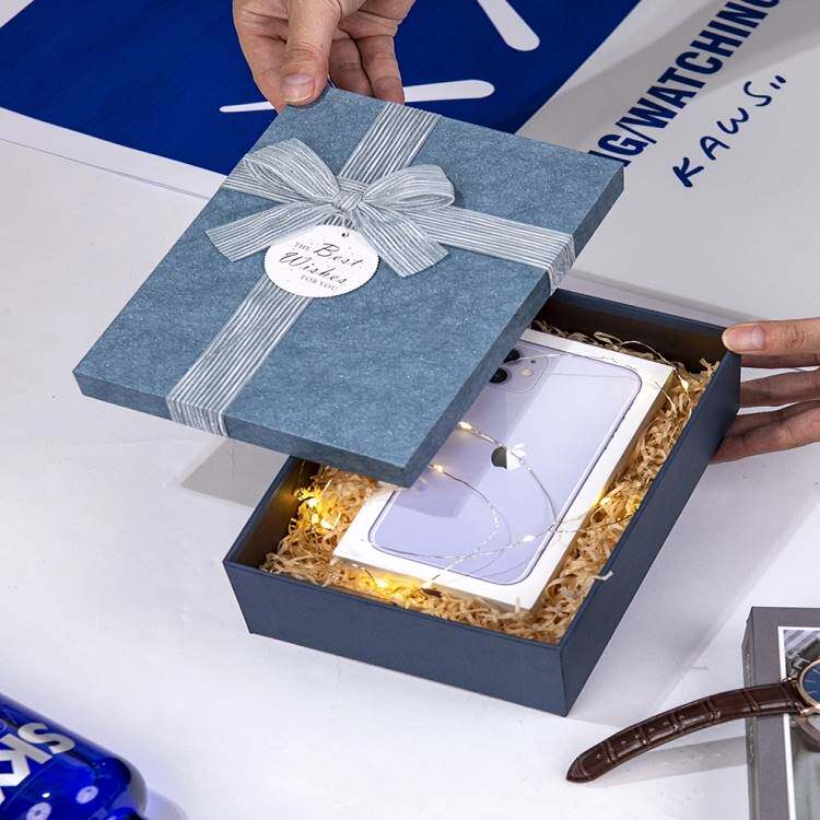 生日送礼物盒高级感礼品盒小众包装盒空盒子男生款创意礼盒大小号