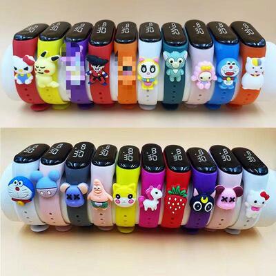 潮流新款儿童可爱公仔防水电子手表 米led公仔学生电子表数显