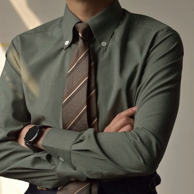 冷杉绿意式免烫弹力纽扣领绿色长袖衬衫男士复古绅士休闲商务衬衣