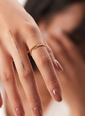 18K金镶嵌白色钻珠开口戒指女式摩登百搭钛钢戒指精细不锈钢指环