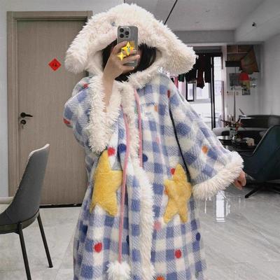 玉桂狗珊瑚绒睡袍女款2025新款