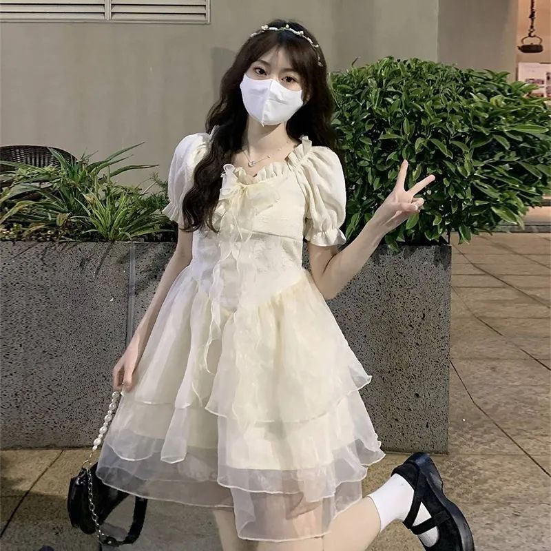 法式茶歇泡泡袖连衣裙女