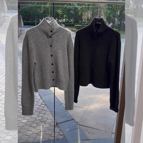 单排扣高领灰色毛衣外套减龄开衫