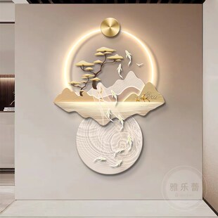 轻奢九鱼图玄关装 m饰画入户门背靠金山过道挂画走廊尽头高级感灯