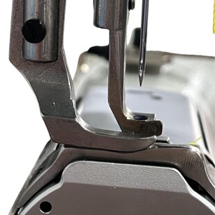 8B大嘴高车g定制款包边针板牙齿压脚高效率的缝纫机配件大全