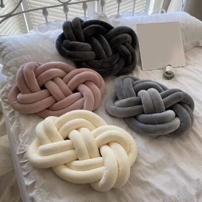Pp Cotton Filled Cushion Handmade Knotting Seat Cushion for