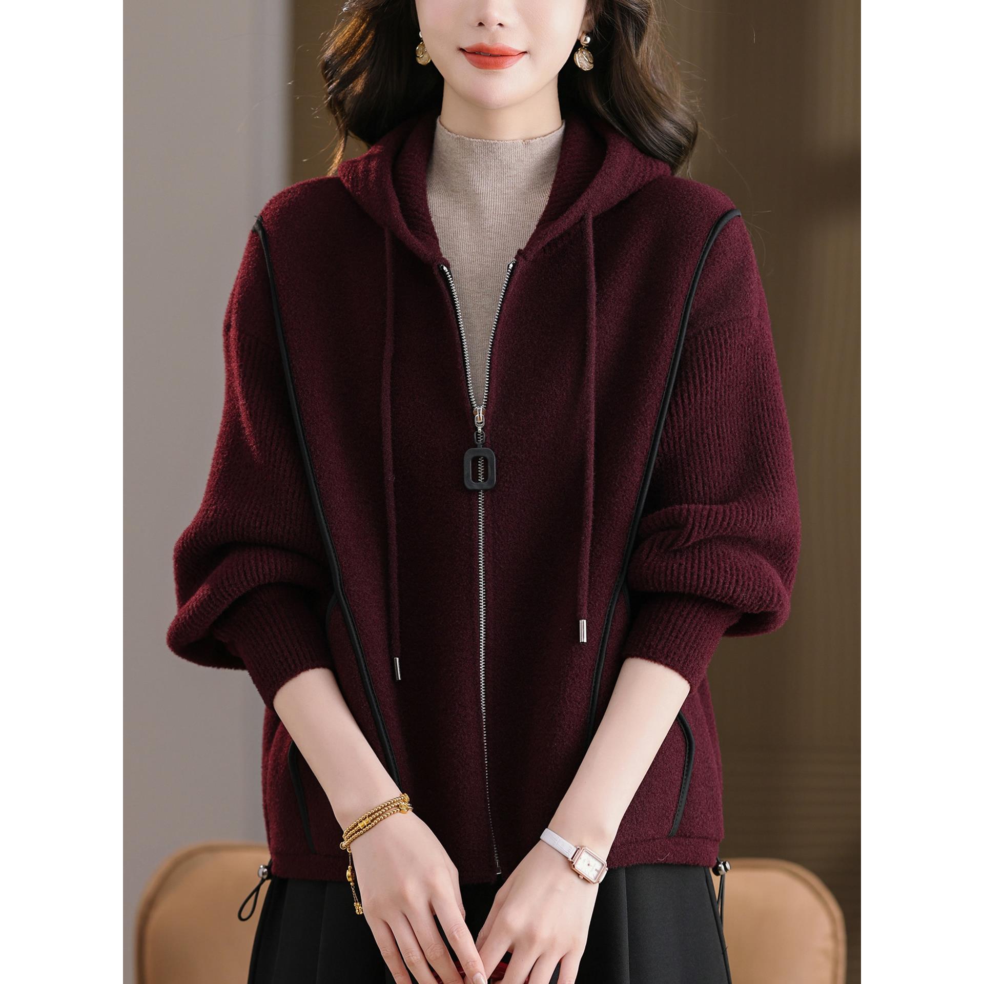 中年妈妈秋冬连帽毛呢外套女短款宽松加肥加大码洋气针织开衫上衣