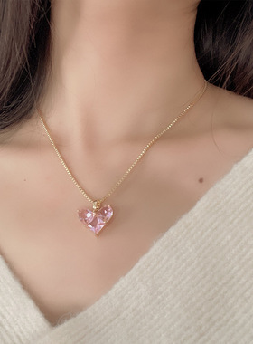 粉色锆石爱心钛钢项链女轻奢百搭小众设计感锁骨链小清新甜美配饰
