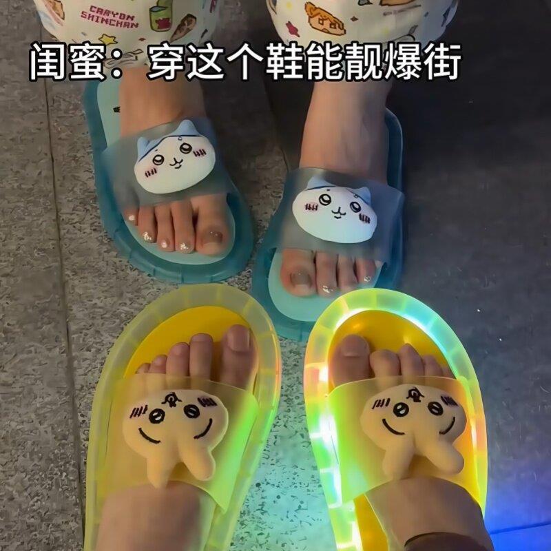 吉伊卡哇可会发光的亮灯拖鞋可爱凉拖创意发光拖鞋女大人水晶网红图片