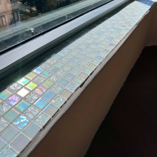 【小家改造】幻彩马赛克窗台石台面装饰贴自粘墙贴diy踢脚线贴片