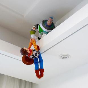 巴斯光年救援胡迪创意卧室客厅装饰搞笑玩偶公仔空调管道吊饰挂件