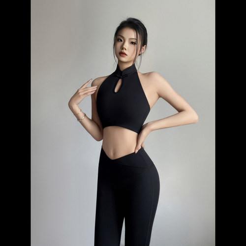 黑色挂脖式美背镂空瑜伽背心女