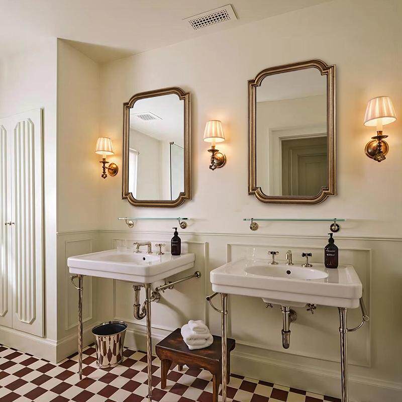 中古风梳妆镜卧室壁挂化妆镜法式浴室镜子家用客厅玄关轻奢装饰镜