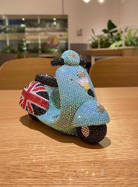 粘钻DIY手工英伦风树脂手绘复古摩托车 存钱罐摆件创意家居摆饰