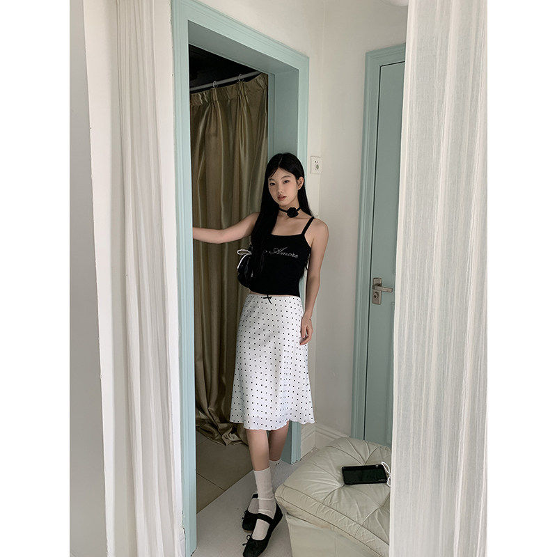红人馆a字半身裙女2026新款夏季白色波点高腰气质法式小众裙子女