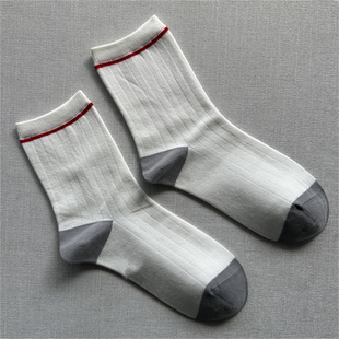 外贸袜子女 小众轻奢中筒袜女横杠条纹时尚无骨对目薄棉女袜ins潮