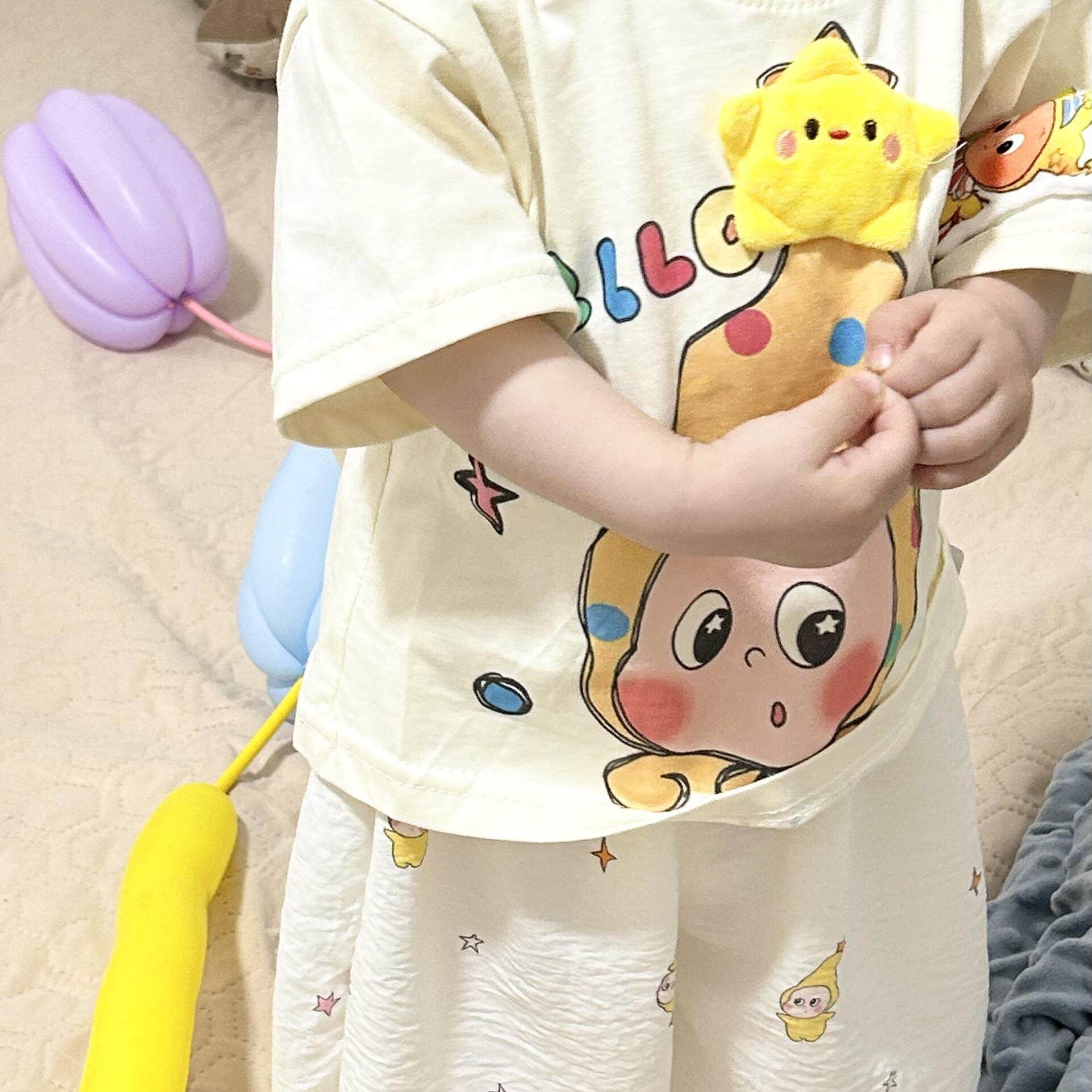 立体小星星宝宝短袖纯棉a类男孩女孩洋气上衣儿童t恤夏薄款韩版