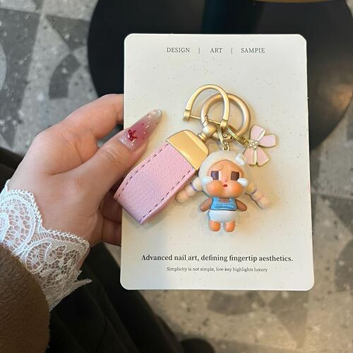 新款星星人哭娃嘎子姐少女心精致包包挂件可爱情侣汽车钥匙扣