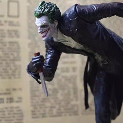 DC漫画蝙蝠侠 小丑 阿克汉姆之城 炫酷手办 模型公仔人偶摆件礼物