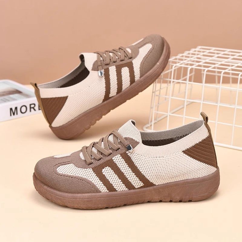 新款春秋季老北京布鞋女软底防滑老年妈妈鞋百搭松紧口透气懒人鞋,女鞋,时尚休闲鞋,淘宝优惠券,粉丝福利购,淘宝优惠卷