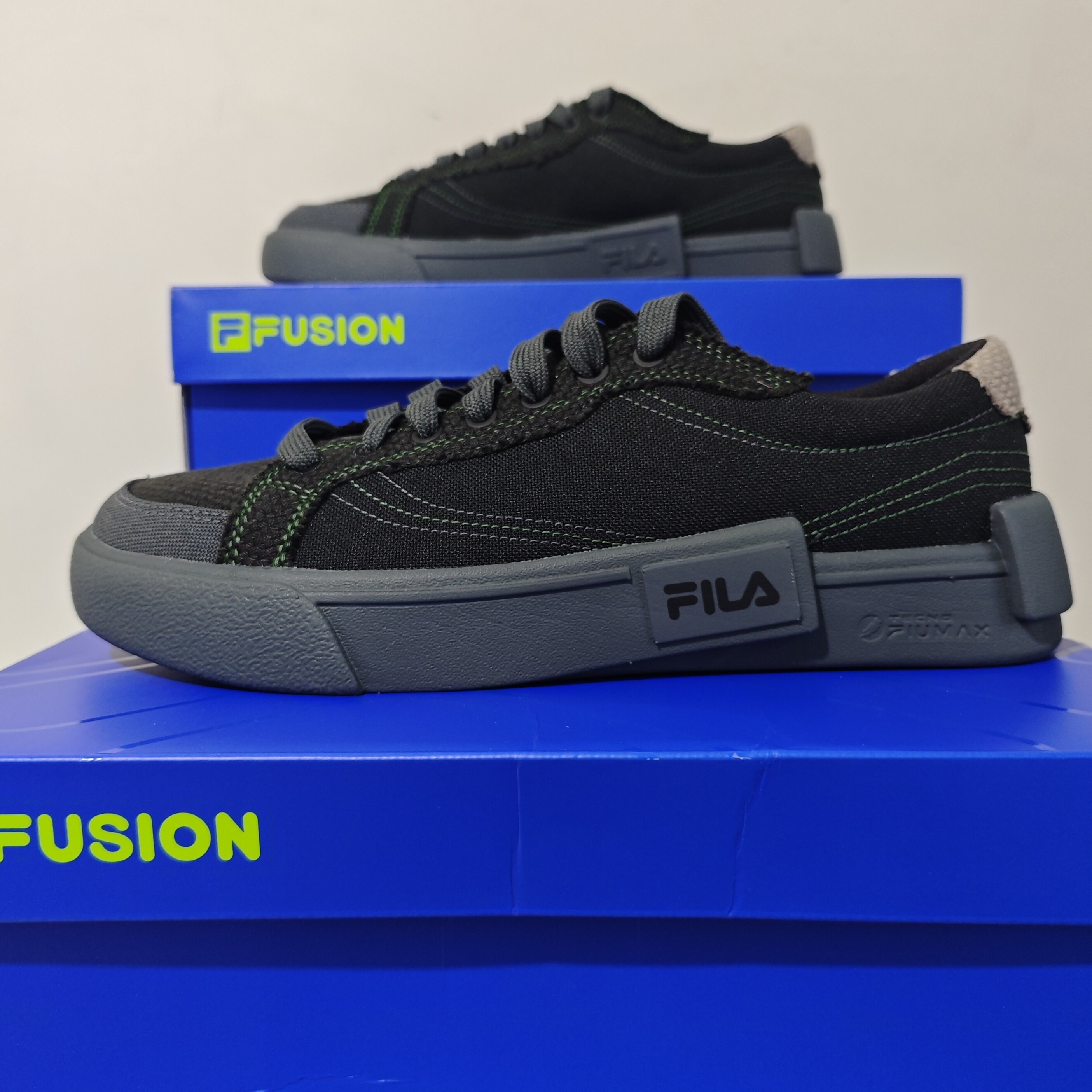 FILA FUSION斐乐潮牌PO秋冬时尚休闲拼接帆布板鞋男T12M532926FBB