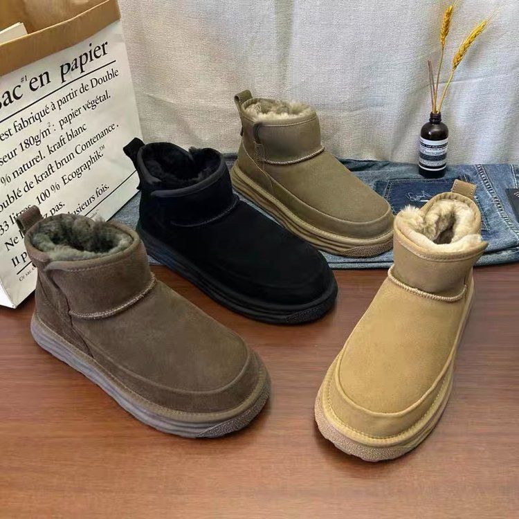 防水纯羊毛雪地靴男皮毛一体2024新款冬季加厚短靴东北保暖大棉鞋