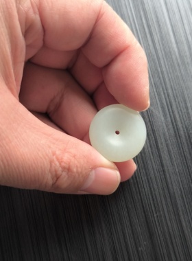 新疆和田玉籽料平安扣挂件526027