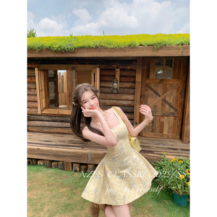 【NZFS 楠子家】名媛纯欲风复古印花吊带连衣裙