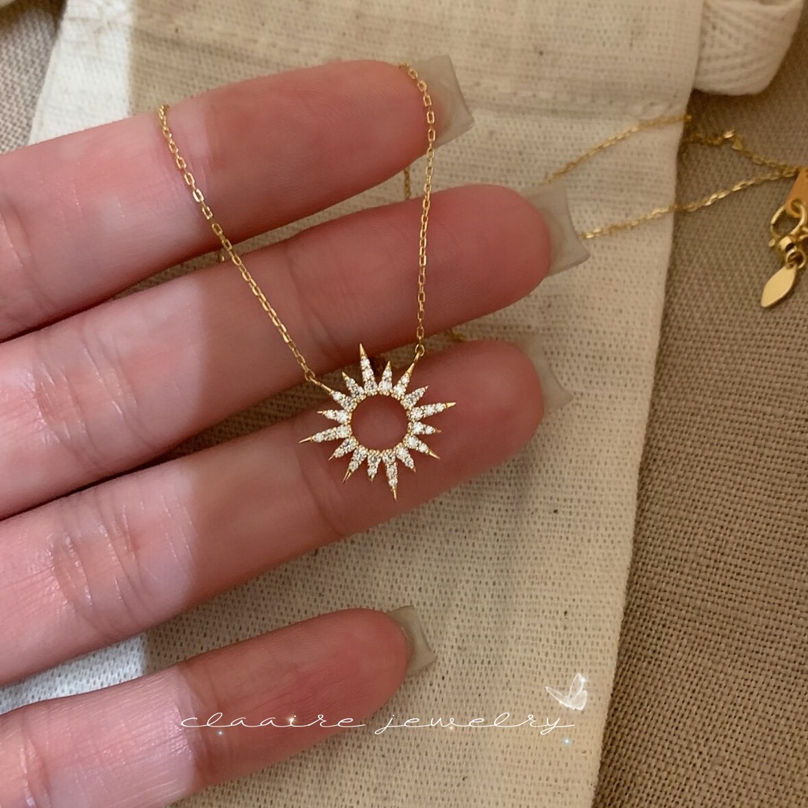 小众设计满钻金色太阳花镂空项链女气质轻奢高级感蕾丝花朵锁骨链