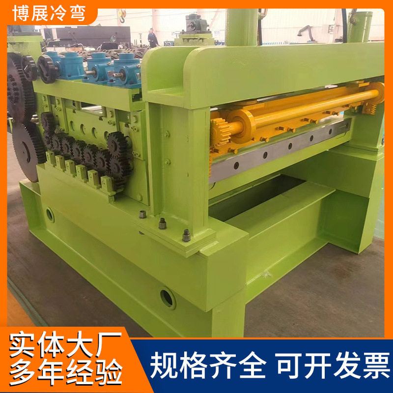 铁板压花机 镀锌板印花设备 车厢防滑板设备钢板印花机金属板辊花