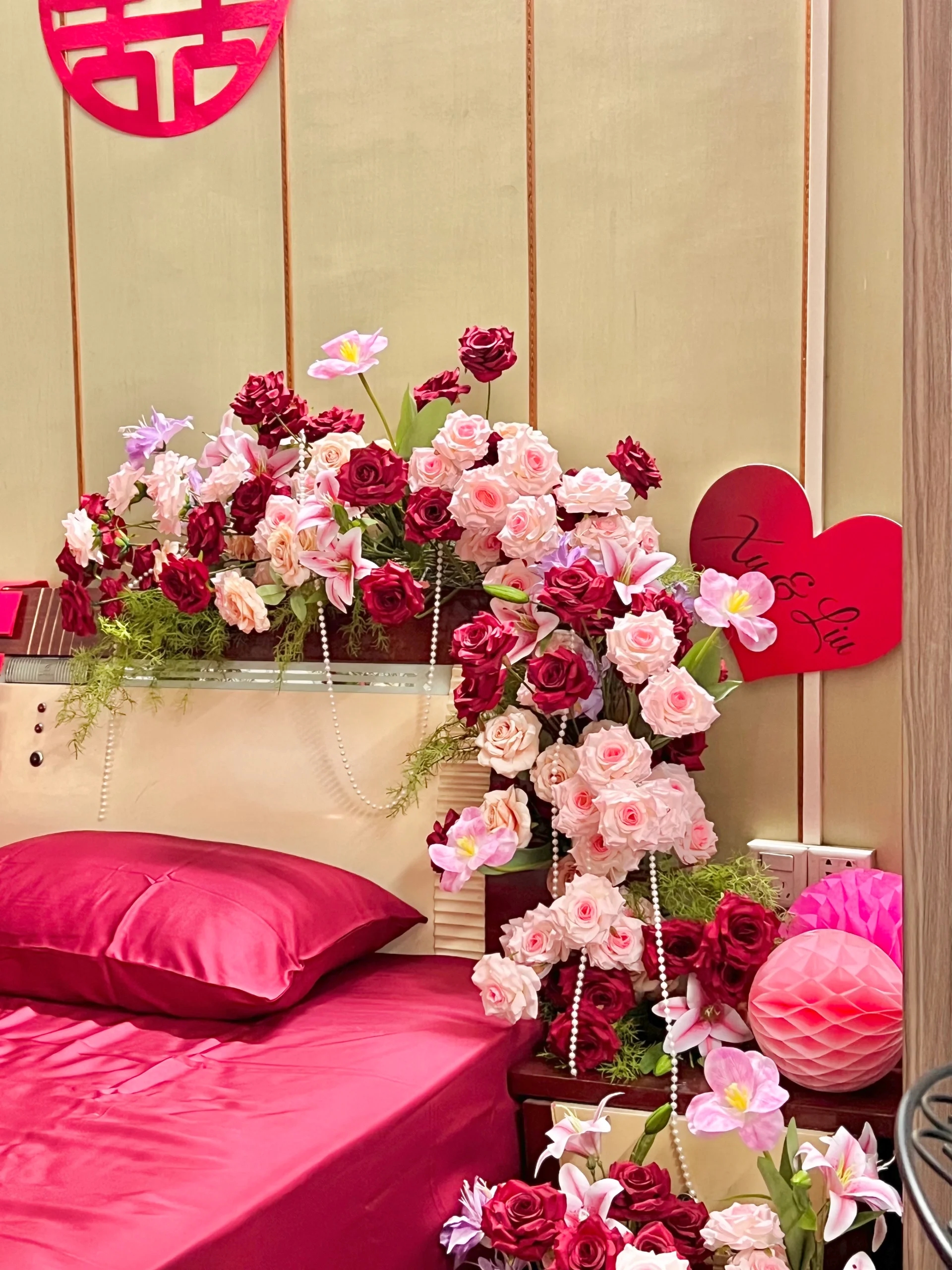 酒店婚房布置床头结婚用的仿真花婚庆布置新房布置全套婚礼花艺