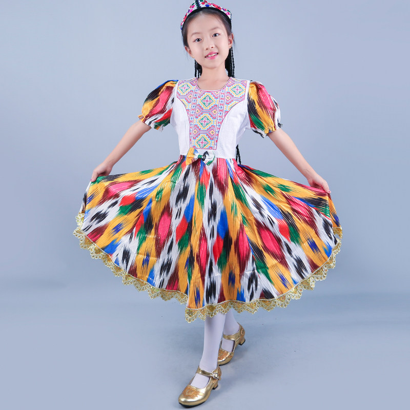 新疆民族风服装六一儿童节表演服