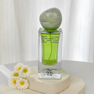 Pur朴致远山在牧香水幽馥迷踪拾花入袖观雪融川闲庭日下试香小样