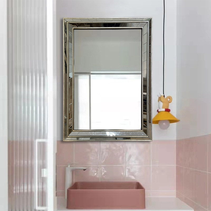 简约轻奢卫浴浴室镜壁挂触屏小众梳妆镜现代异形高级智能化妆镜子