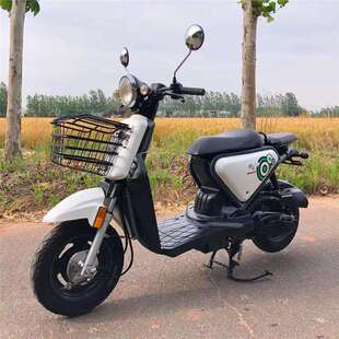 适用新款轻骑小铃鹿50CC省油踏板车男女代步外卖燃油助力摩托